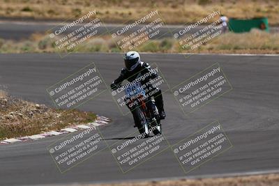 media/Apr-19-2025-AHRMA (Sat) [[3d98ca3309]]/Race/Group 5/Turn 4/